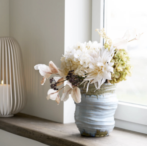 blå-vase-nr1 Keramik vase i lyseblå